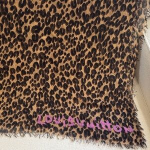Louis Vuitton Brown and Black Leopard Scarf